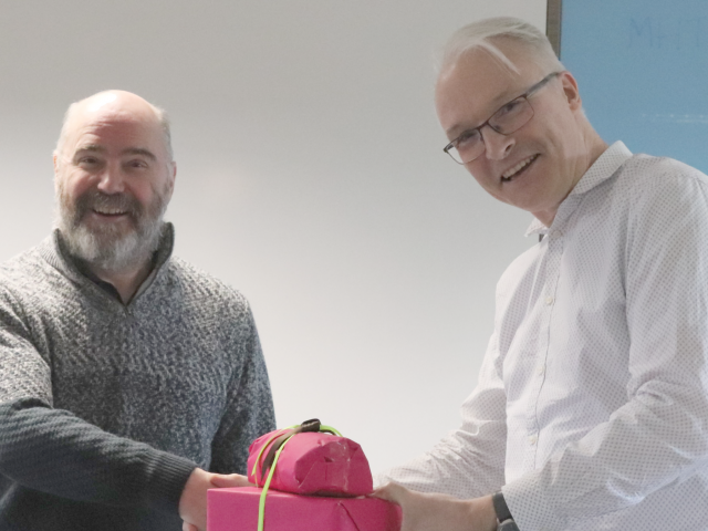 Robin receiving gift